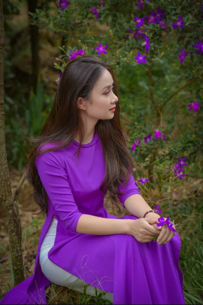 Áo dài tím truyền thống [K3XAFQ]