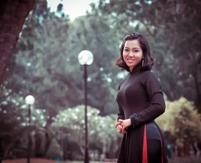 Áo dài đen khoảnh khắc nét Việt [MLQ1VS]