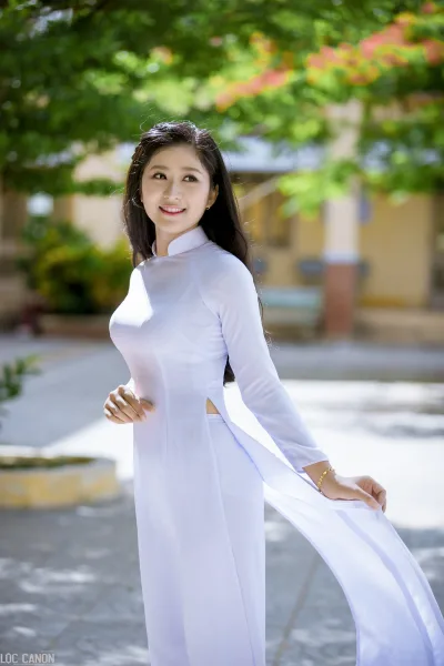 Hot girl áo dài trắng dịu dàng nữ sinh [CETSWC]