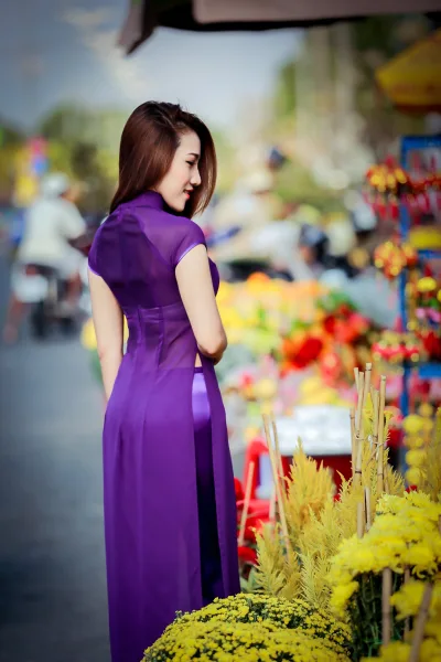 Thanh tao áo dài tím đón tết [NFXYBN]