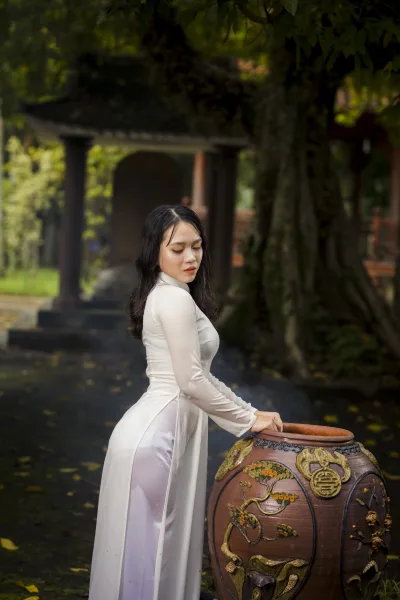 Áo dài trắng ướt yêu kiều [XTGVUD]