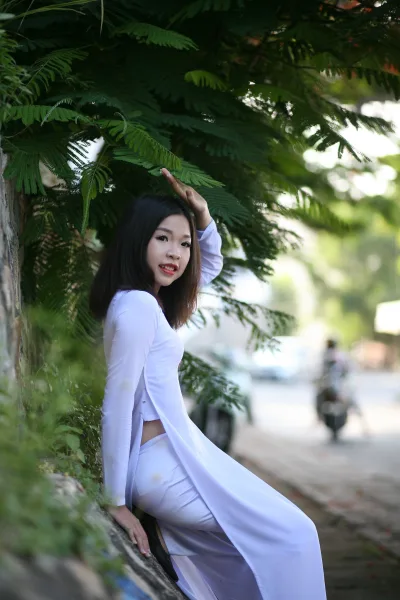 Mong manh áo dài trắng [JUJODJ]