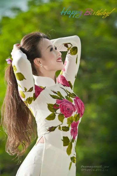Áo dài họa tiết khoảnh khắc áo dài họa tiết kiêu sa [ATUWV4]