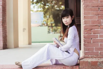 Áo dài trắng sang trọng nữ sinh [LY7QN3]