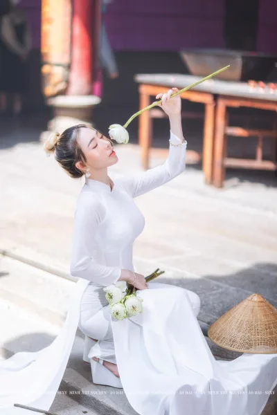 Áo dài trắng loạt ảnh áo dài trắng thanh lịch [J8KHB3]