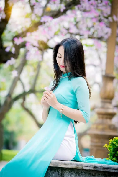 Áo dài xanh duyên thầm [LY4RFG]