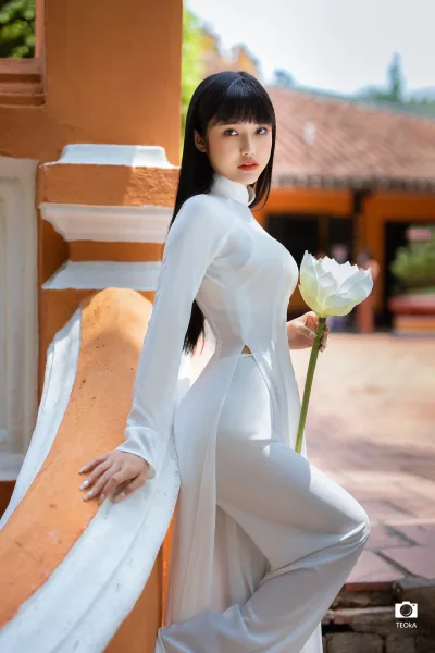 Áo dài trắng bộ sưu tập hoa e ấp [XXSACZ]