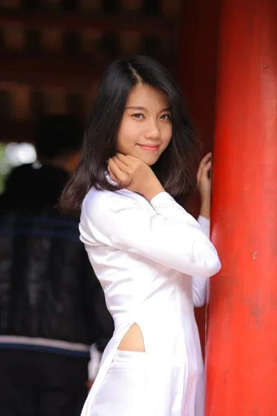 Girl xinh áo dài trắng thanh tao nữ sinh [XCIHS2]