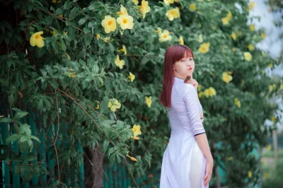 Áo dài trắng hoa yêu kiều [Y9BXH2]