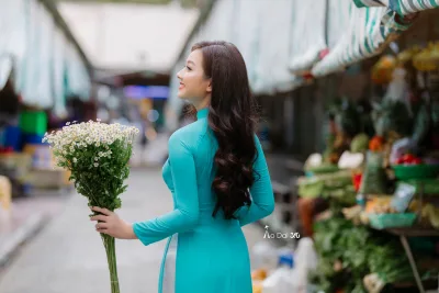 Girl xinh áo dài xanh e ấp áo dài xanh [WA5VZW]