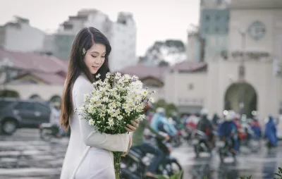 Áo dài trắng sang trọng [77QWZI]
