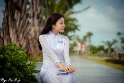 Áo dài trắng đằm thắm nữ sinh [R2VNIF]