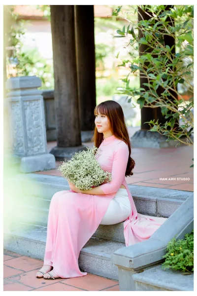 Thanh thoát áo dài hồng hoa [UKE8CZ]