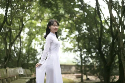 Áo dài trắng bộ sưu tập áo dài trắng thanh tao [VYXEV9]