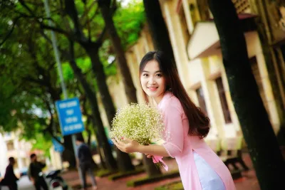 Vẻ đẹp Việt Nam áo dài trắng [ZJ3EUW]