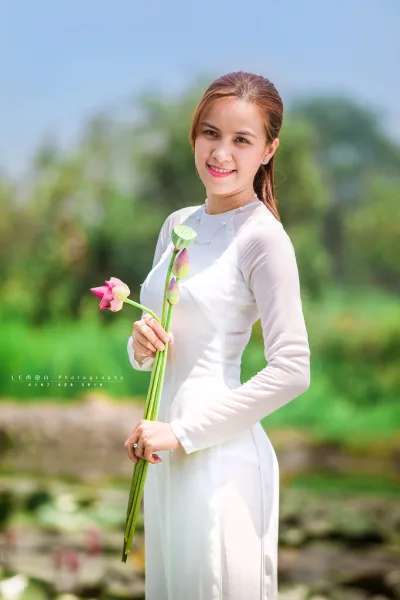 Áo dài trắng mong manh áo dài trắng [CXGVDY]