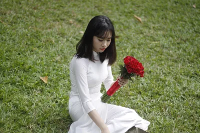 Áo dài trắng yêu kiều kỷ yếu [ZQ1T63]