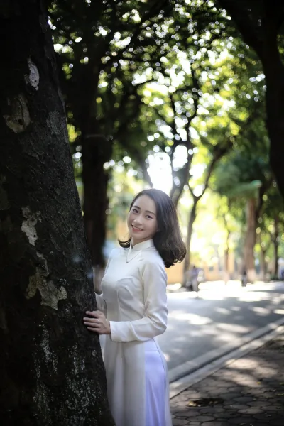 Áo dài trắng khoảnh khắc tinh khôi nhẹ nhàng [ZZ6AJB]