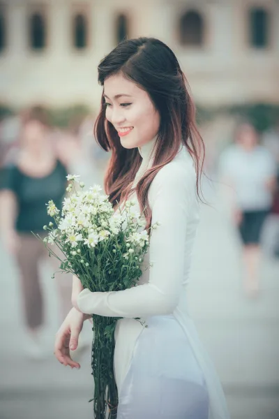 Áo dài trắng sang trọng [A67MHU]