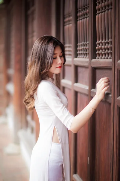 Áo dài trắng hoài cổ [BLWU43]