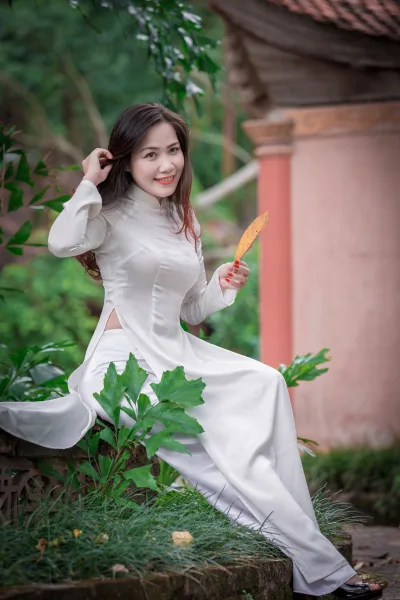 Ảnh áo dài trắng e ấp áo dài trắng [VAAOVY]