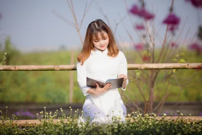 Khoảnh khắc áo dài trắng hài hòa nắng [BJLCKX]