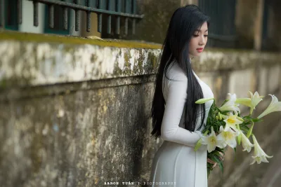 Áo dài trắng mong manh áo dài trắng [ZELTT6]