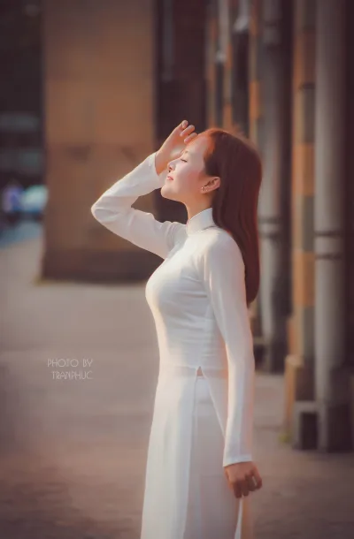 Khoảnh khắc áo dài trắng nền nã áo dài trắng [764OXT]
