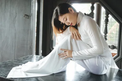 Áo dài trắng truyền thống lễ chùa truyền thống [8KNV7K]