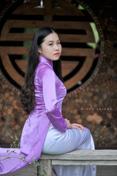 Áo dài tím cổ kính quý phái [HFNQXJ]