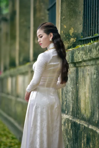 Áo dài trắng hoài cổ cổ kính [7XU879]