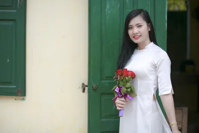 Áo dài trắng lớp học yêu kiều [0HYHZW]
