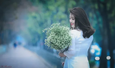 Áo dài trắng hoa e ấp [XWMN4R]