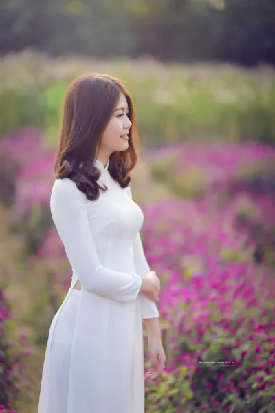 Áo dài trắng hoa nổi bật [IEE8I5]