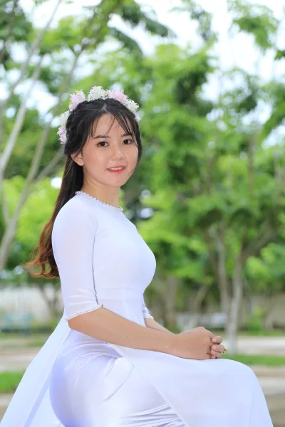 Áo dài trắng yêu kiều nữ sinh [0J0DOD]