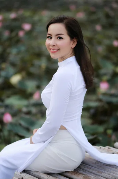 Áo dài trắng tinh khôi [FFPUCL]