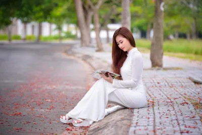 Áo dài trắng ảnh nền áo dài trắng truyền thống [BVWI3J]