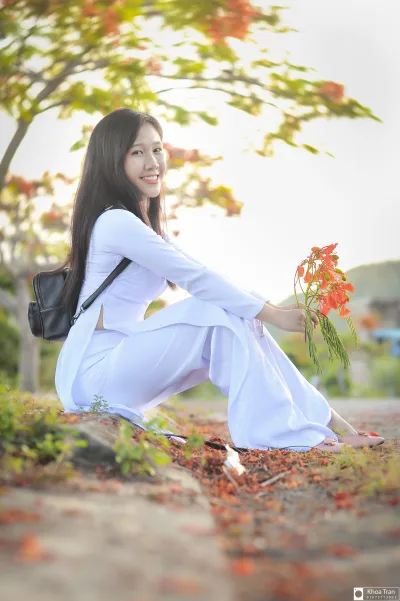Áo dài trắng kiêu sa hoa phượng [ZSP0OP]