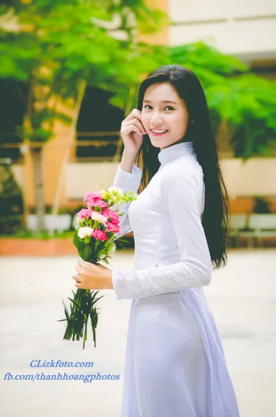 Áo dài trắng đằm thắm nữ sinh [4G3WQX]