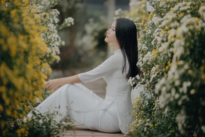 Trang nhã áo dài trắng áo dài trắng [AW2HE8]