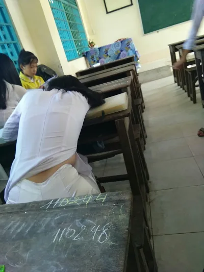 Áo dài trắng tuyển chọn lớp học [N5NLEW]