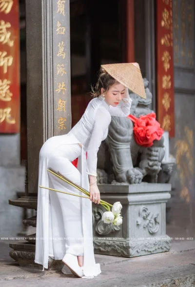 Áo dài trắng bộ sưu tập áo dài trắng thanh lịch [XAI8SY]