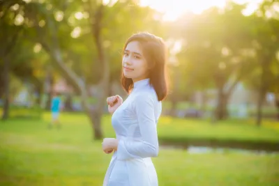 Ấn tượng áo dài trắng nữ sinh [QO2MDN]