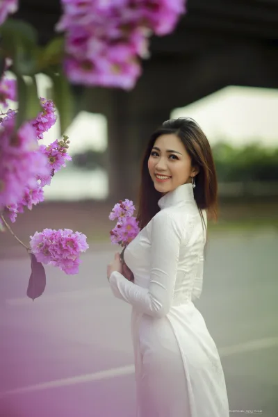 Áo dài trắng hoa tinh tế [NWV1AE]