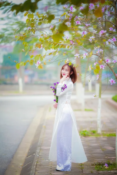 Hình nền áo dài trắng sang trọng [FOSYYK]