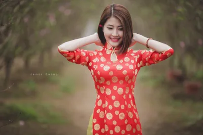 Ảnh nền áo dài đỏ cuốn hút áo dài đỏ [D0B0QN]