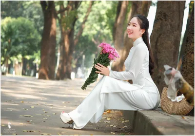 Áo dài trắng e ấp áo dài trắng [UV1OK3]