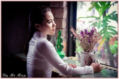 Vẻ đẹp áo dài áo dài trắng cuốn hút cổ kính [FIJSBG]