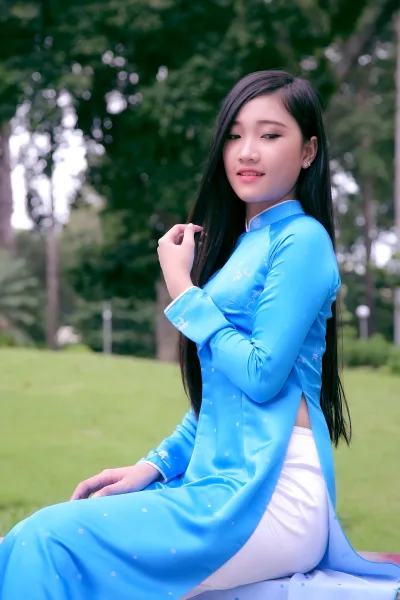 Vẻ đẹp áo dài áo dài xanh mong manh [VPDQBD]