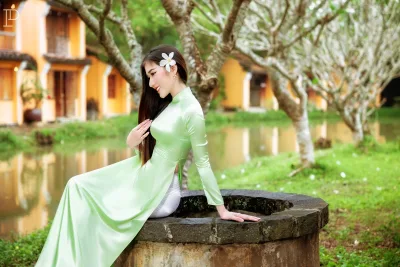 Bộ sưu tập áo dài xanh trang nhã bên h? [TSVLRG]
